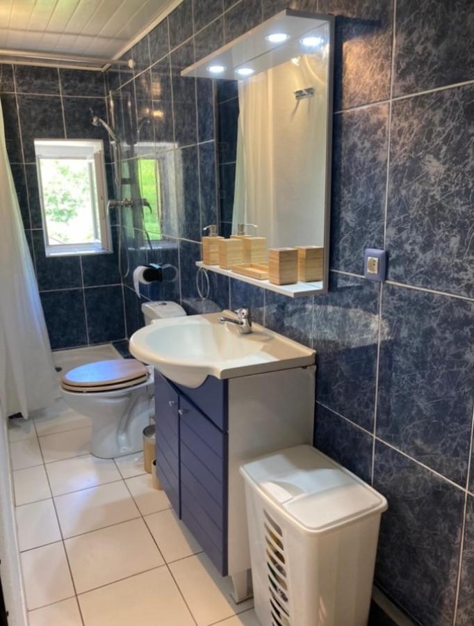 charmant appartement dans joli village d’Annot Extérieur photo